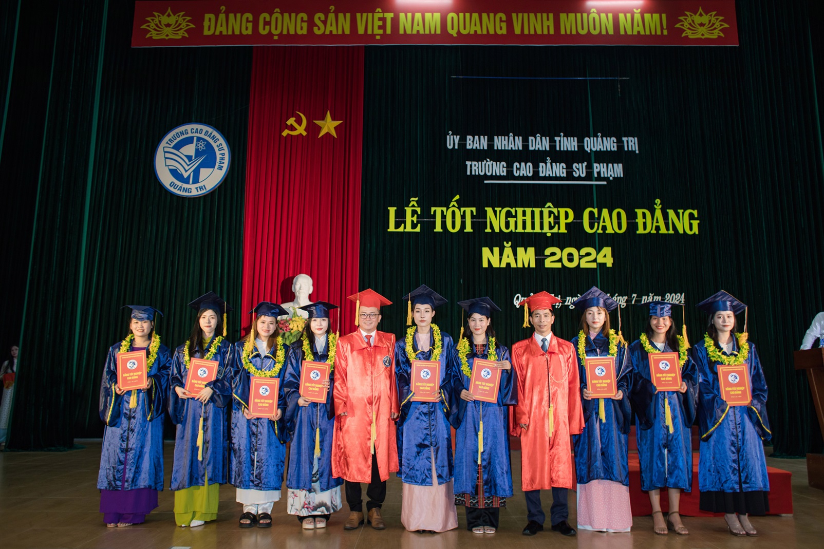 Tin tức